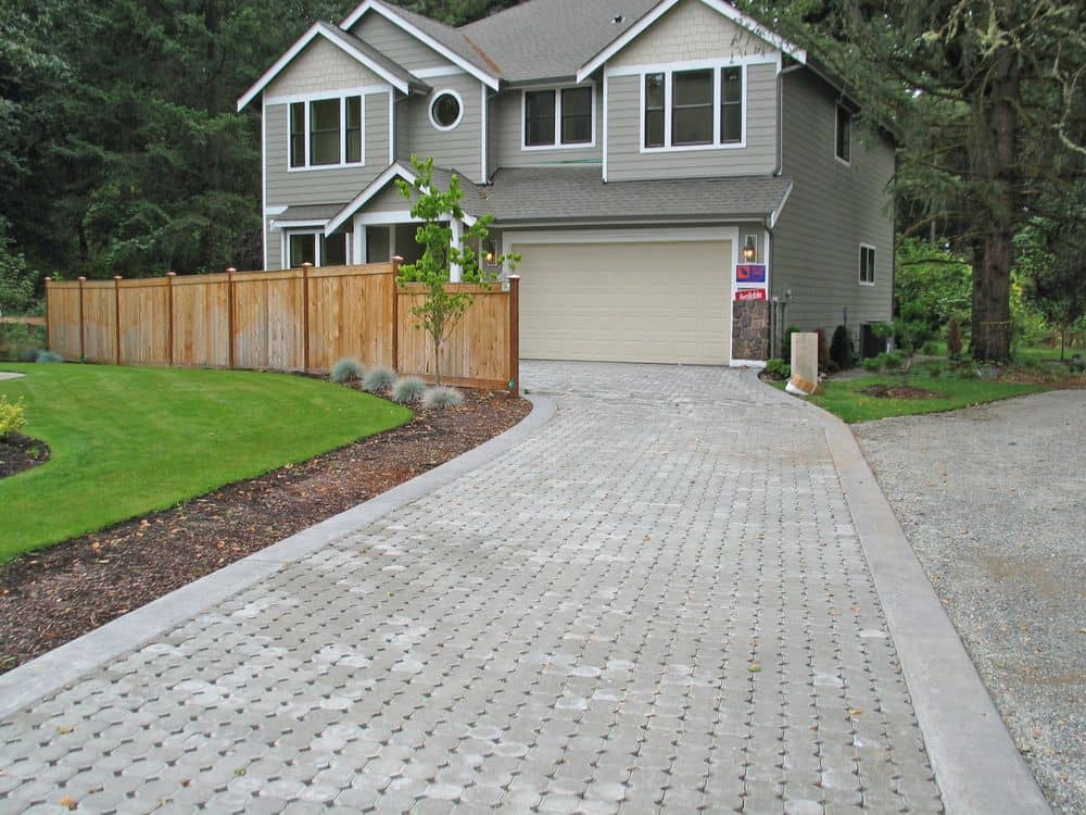 CONCRETE & INTERLOCK CALEDON